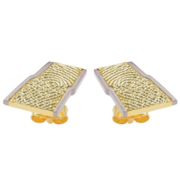 Light gold yellow/white